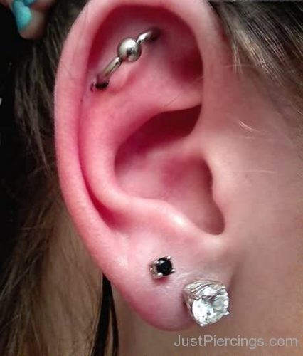 Ear Piercings – Dual Lobe And Scapha Piercing With Bead Ring-JP1225