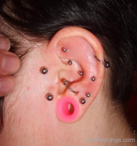 Ear Piercings – Lobe, Conch, Rook And Cartilage-JP1226