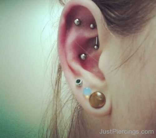 Ear Rook And Tripple Lobe Piercing-JP1103