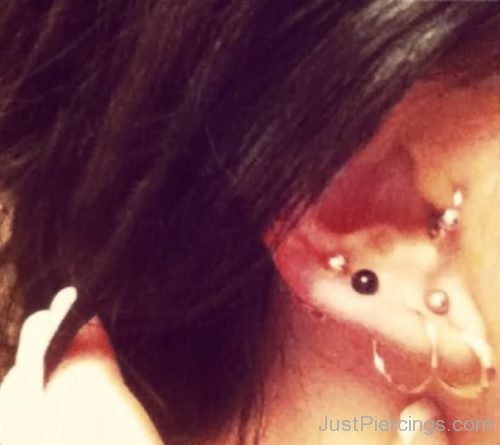 Ear Tragus And Lobe Piercing-JP1039