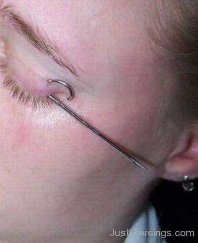 Extreme Eyelid Piercing-JP111