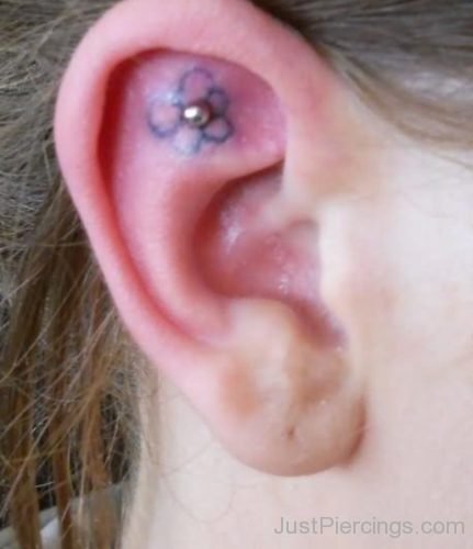 Scapha Flower Tattoo And Ear Piercing-JP1137