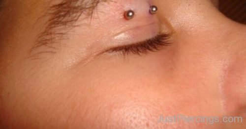 Surface Horizontal Eyelid Piercing-JP138