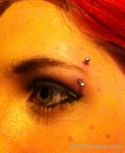 Stylish Vertical Eyebrow Piercing-JP1155